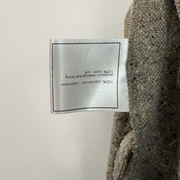 CHANEL Pencil Skirt Beige Knee Length Size 38 100% Cashmere Designer Classic - Picture 3 of 13